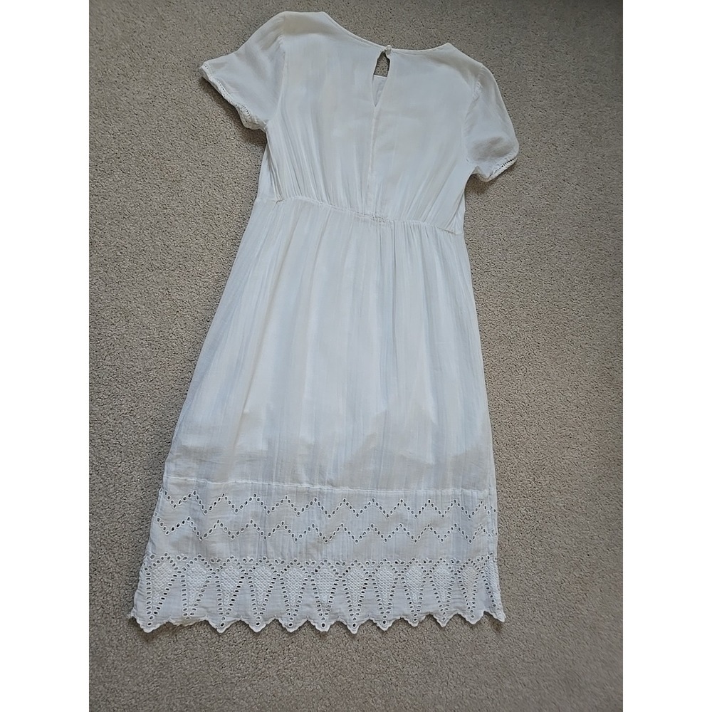 Old Navy Dress M White short Sleeve Midi Embroidered Lightweight cottage‎ Eyelet - Picture 12 of 12